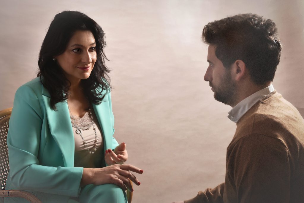 Abbracciare la Maternità